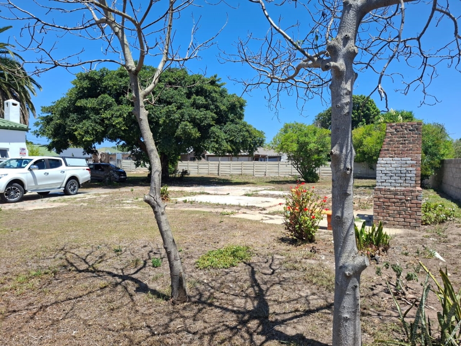 4 Bedroom Property for Sale in Riverside Western Cape